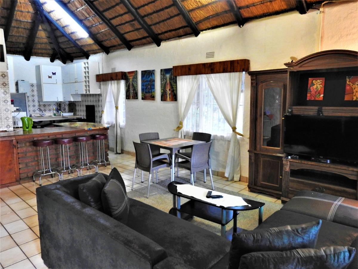 Viewpoint Lodge & Safari Tours Хейзивью Экстерьер фото