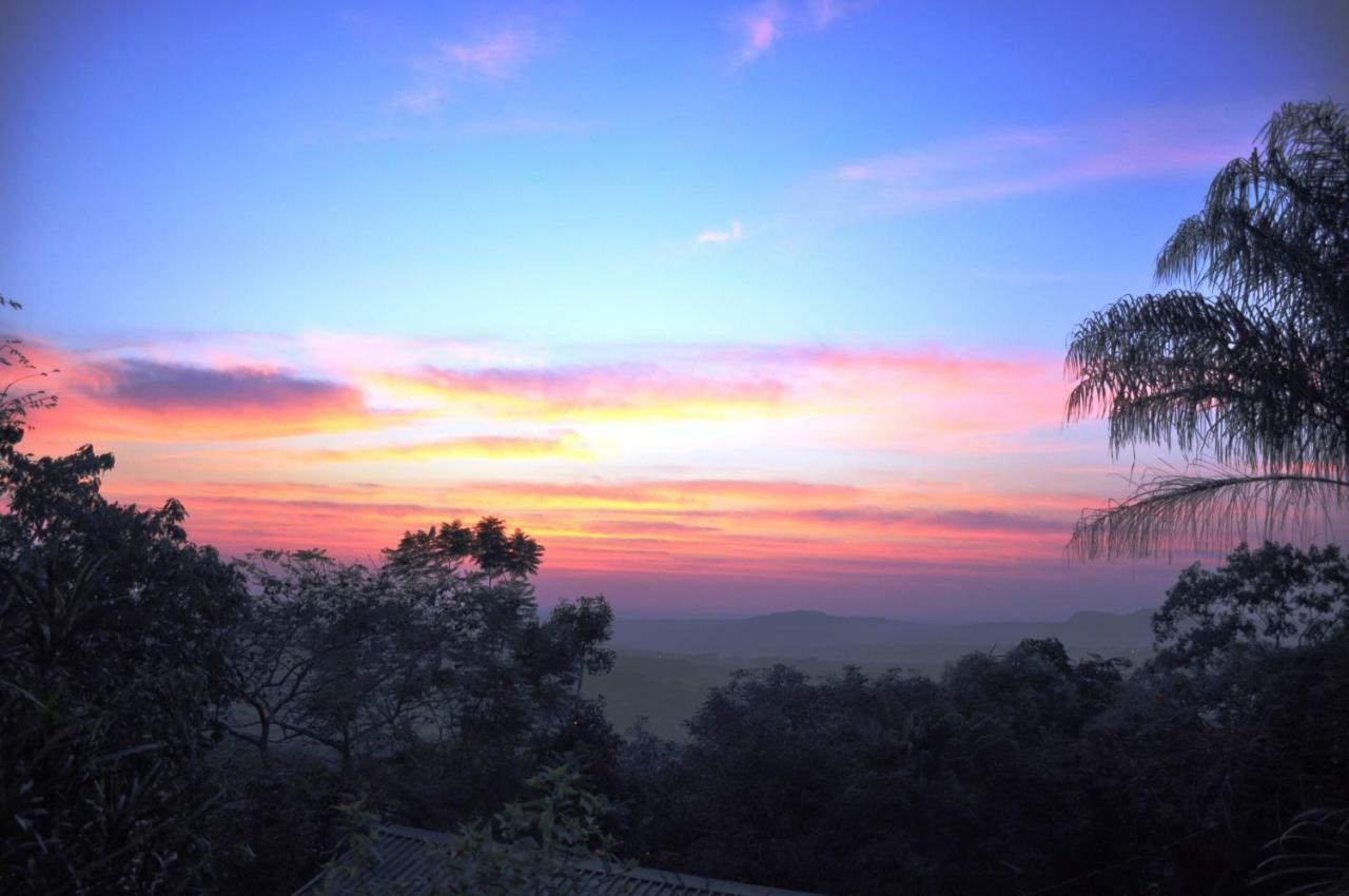 Viewpoint Lodge & Safari Tours Хейзивью Экстерьер фото